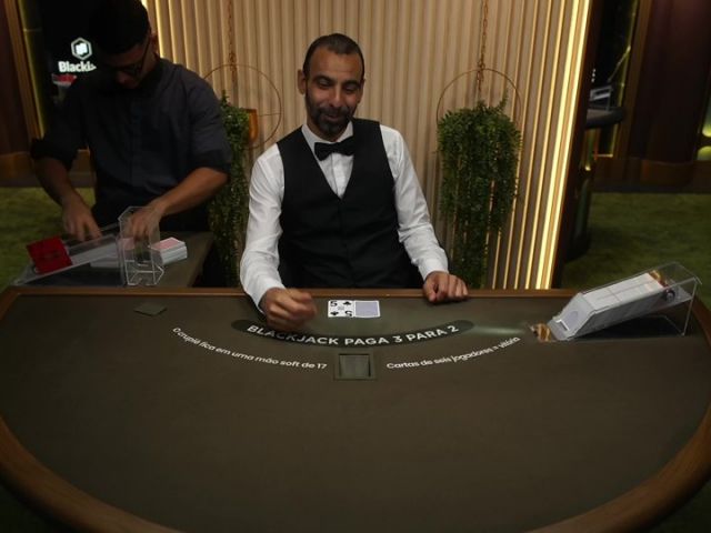 Blackjack Ilimitado Ao Vivo