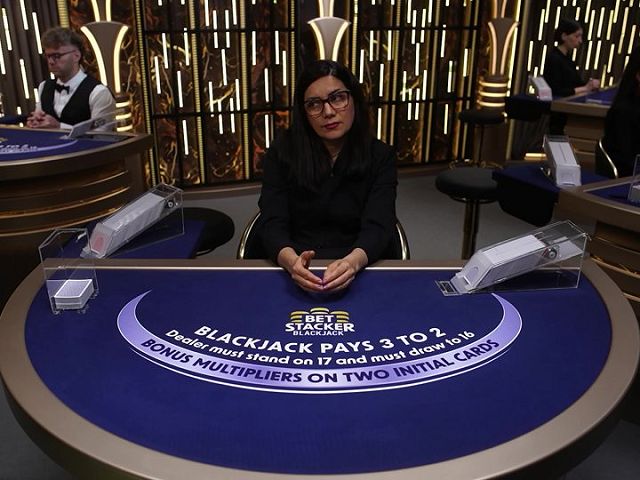 Classic Bet Stacker Blackjack 21