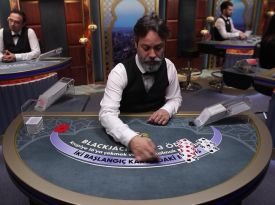 Klasik Bet Stacker Blackjack 1